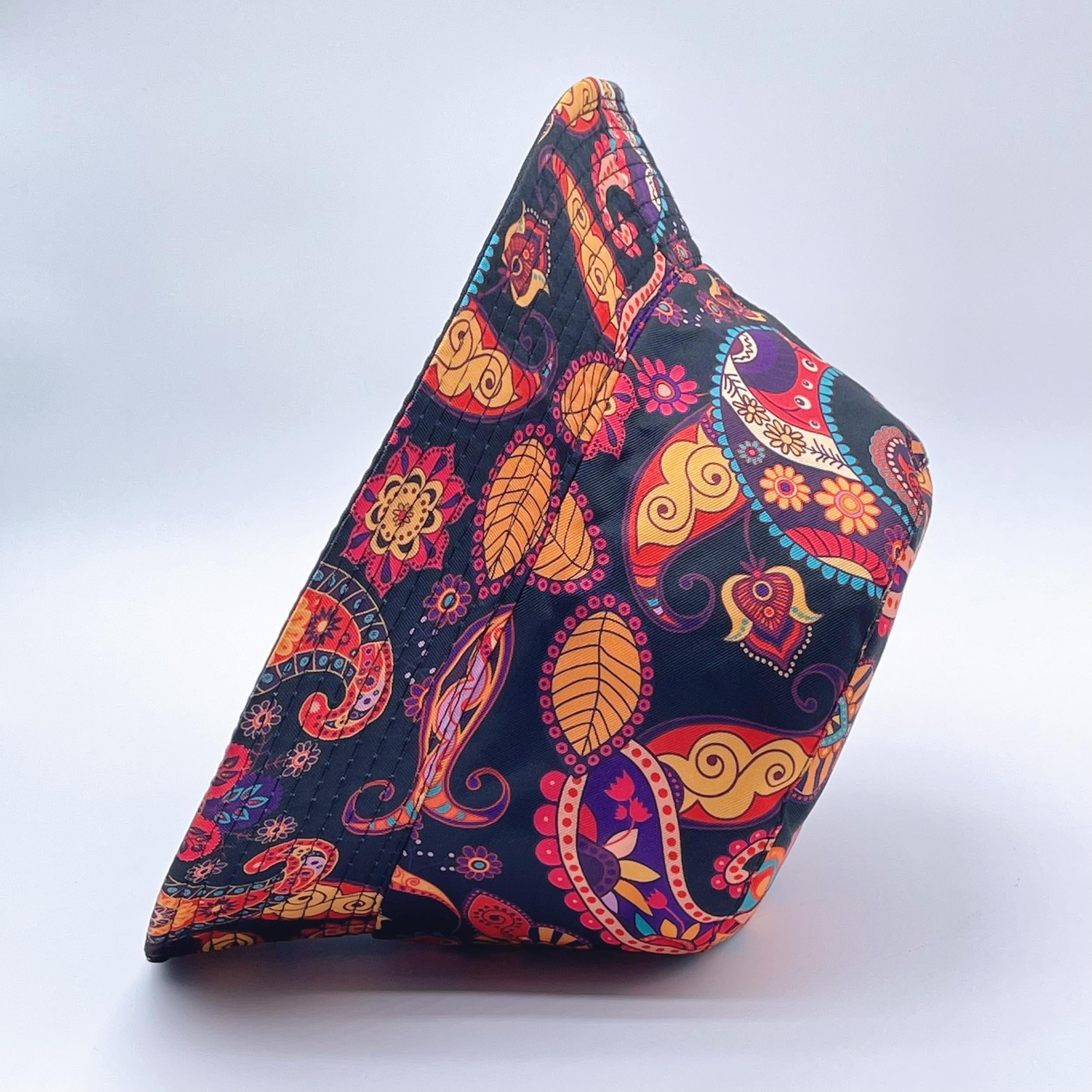 Cartoon Paisley Print Bucket Hat Red Vintage Basin Hat