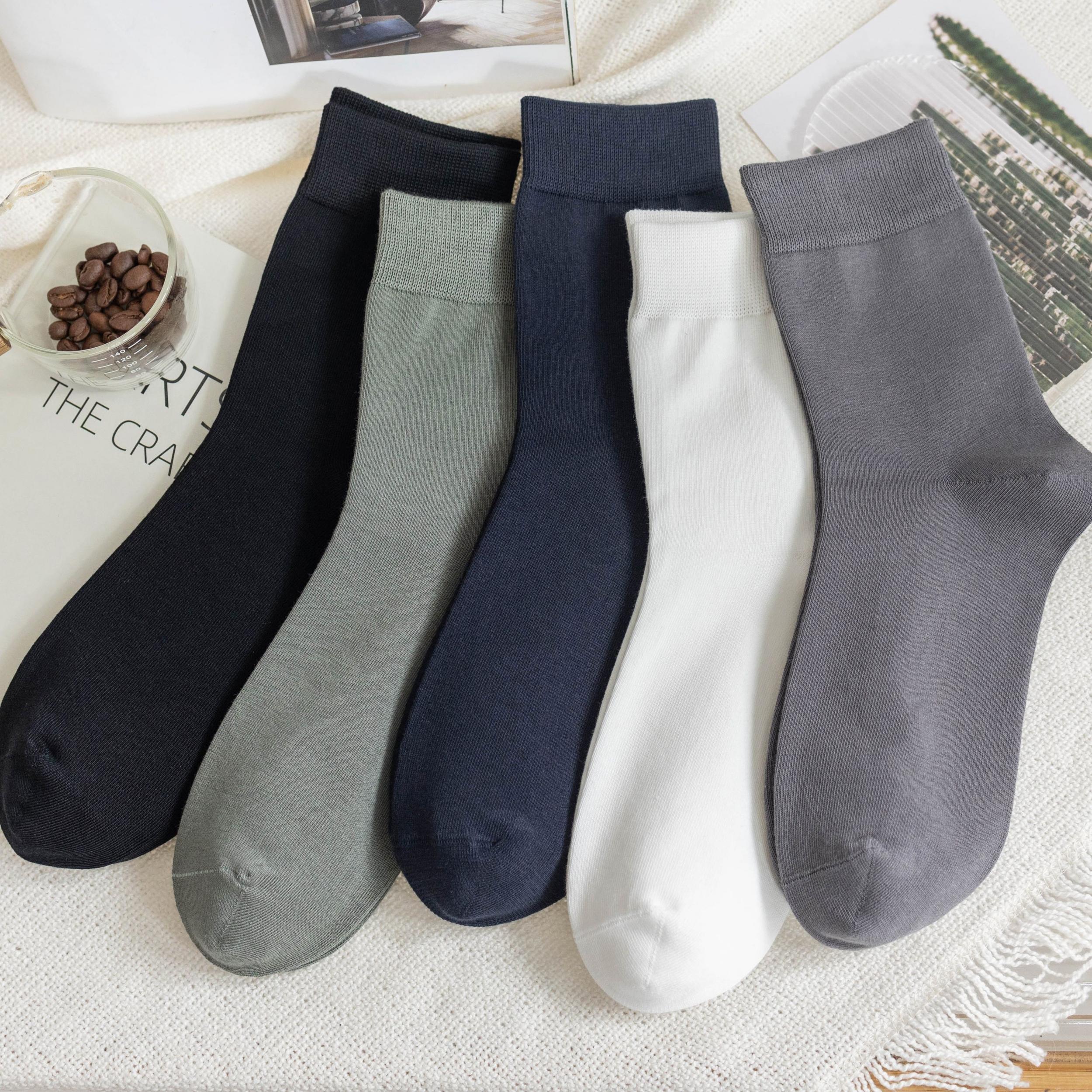 10 Pairs Men's Crew Socks, Moisture-Wicking Sports Socks