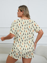 Cartoon Cat Print Tee & Shorts Pajama Set