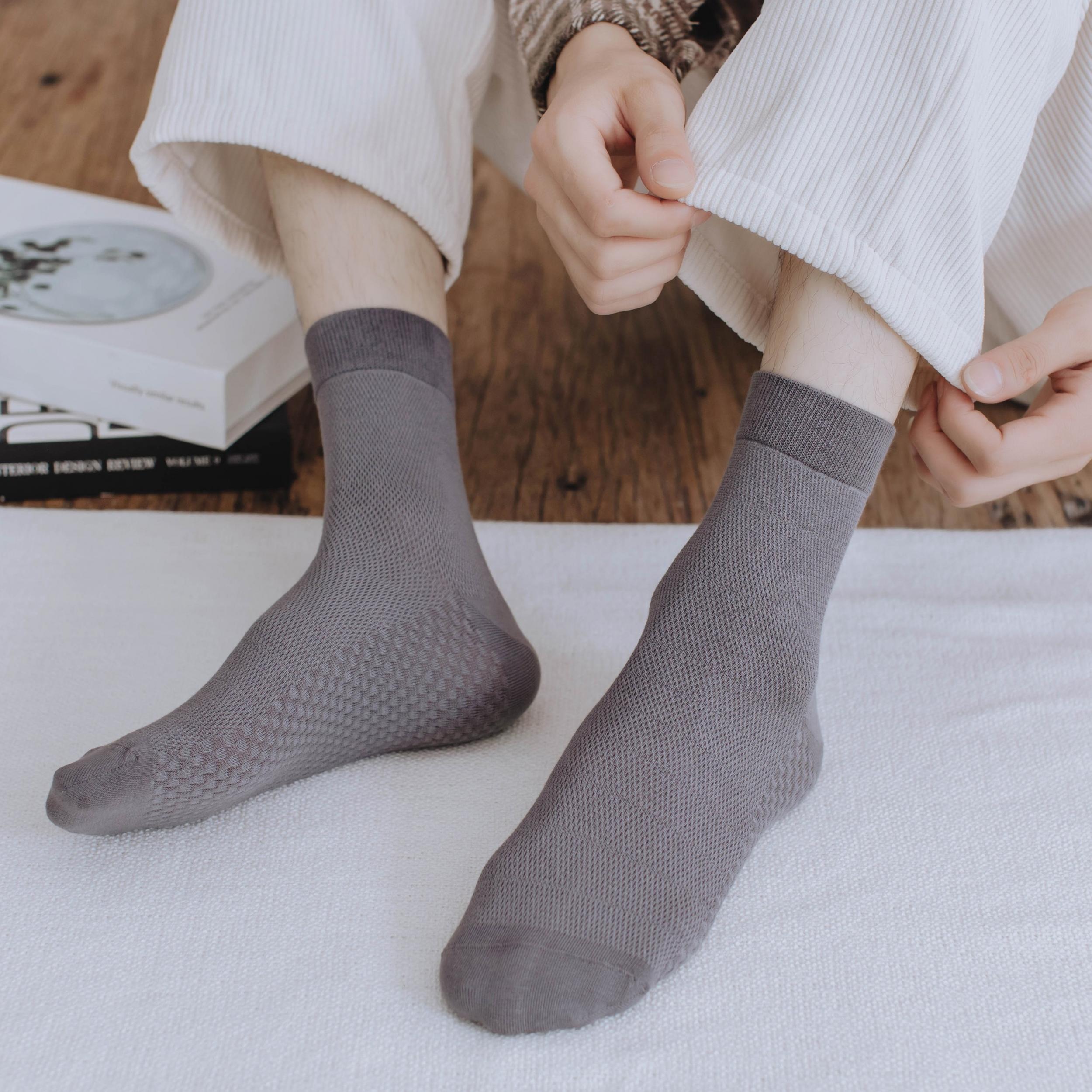 Men's Cotton Crew Sports Socks Breathable Comfortable 1 Pair or 10 Pairs