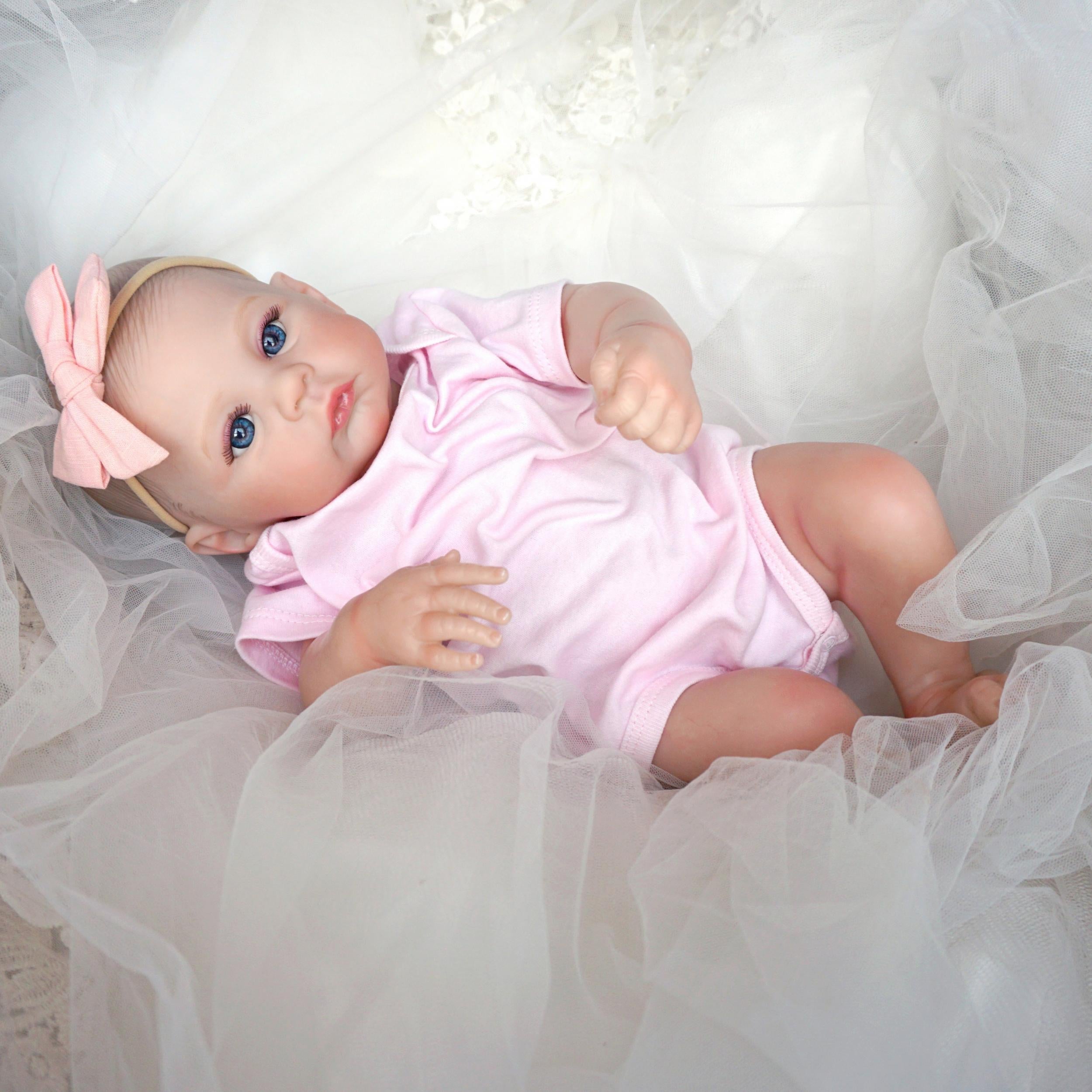 Realistic 3D Skin Reborn Baby Doll with Visible Veins, Lifelike Newborn Toy