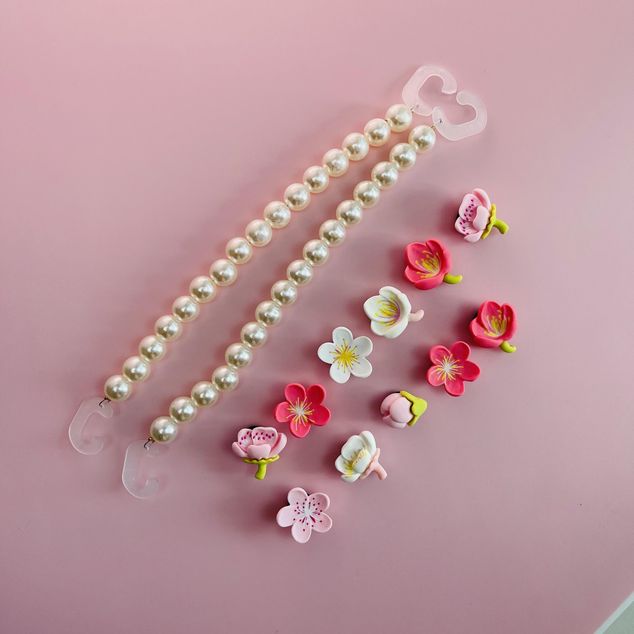 Peach Blossom Hole Shoes Accessories Pearl Necklace