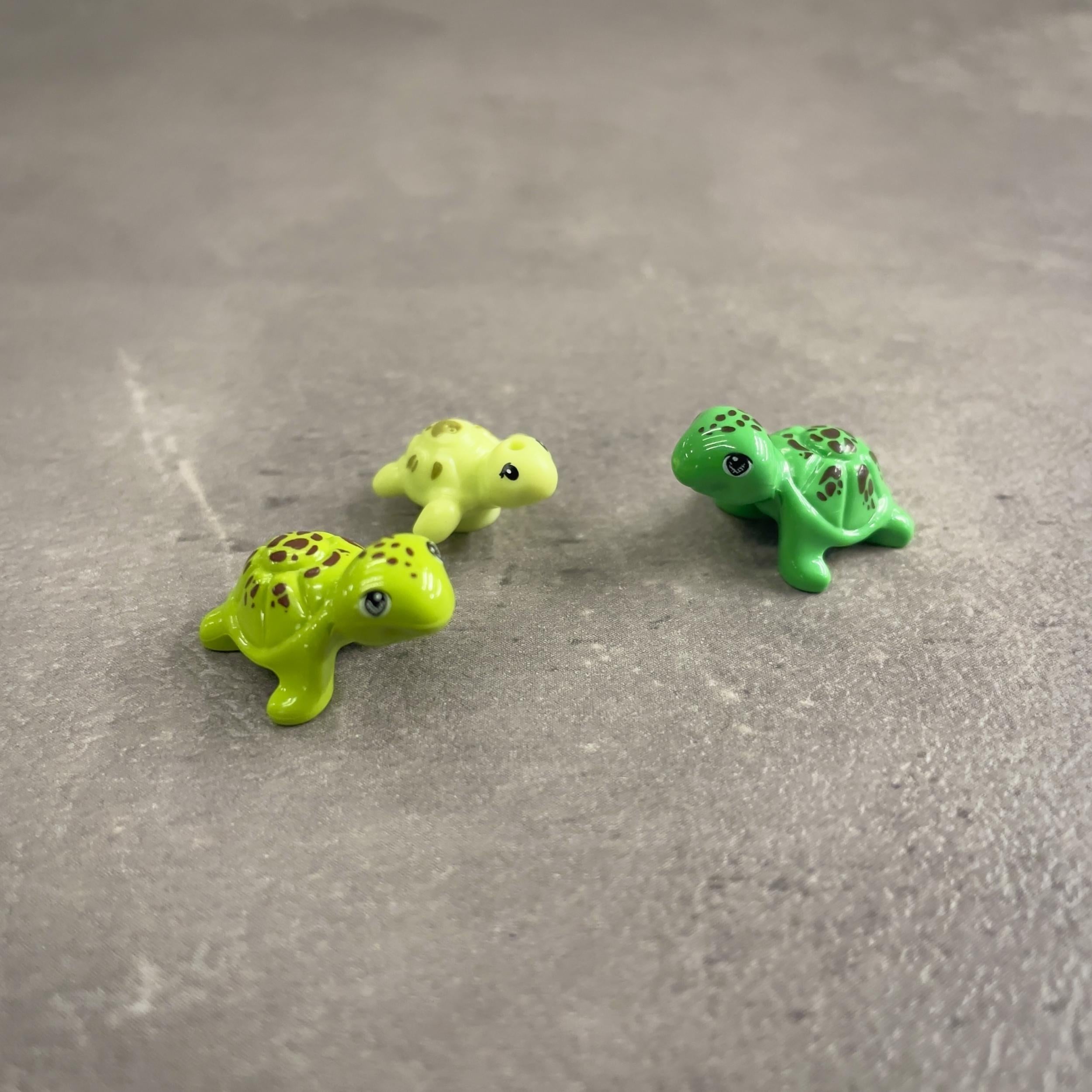 Sea Turtle Family Small Building Blocks Set