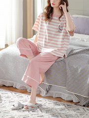 Stripe Print Pajamas Set Short Sleeve Crew Neck Top & Cropped Pants