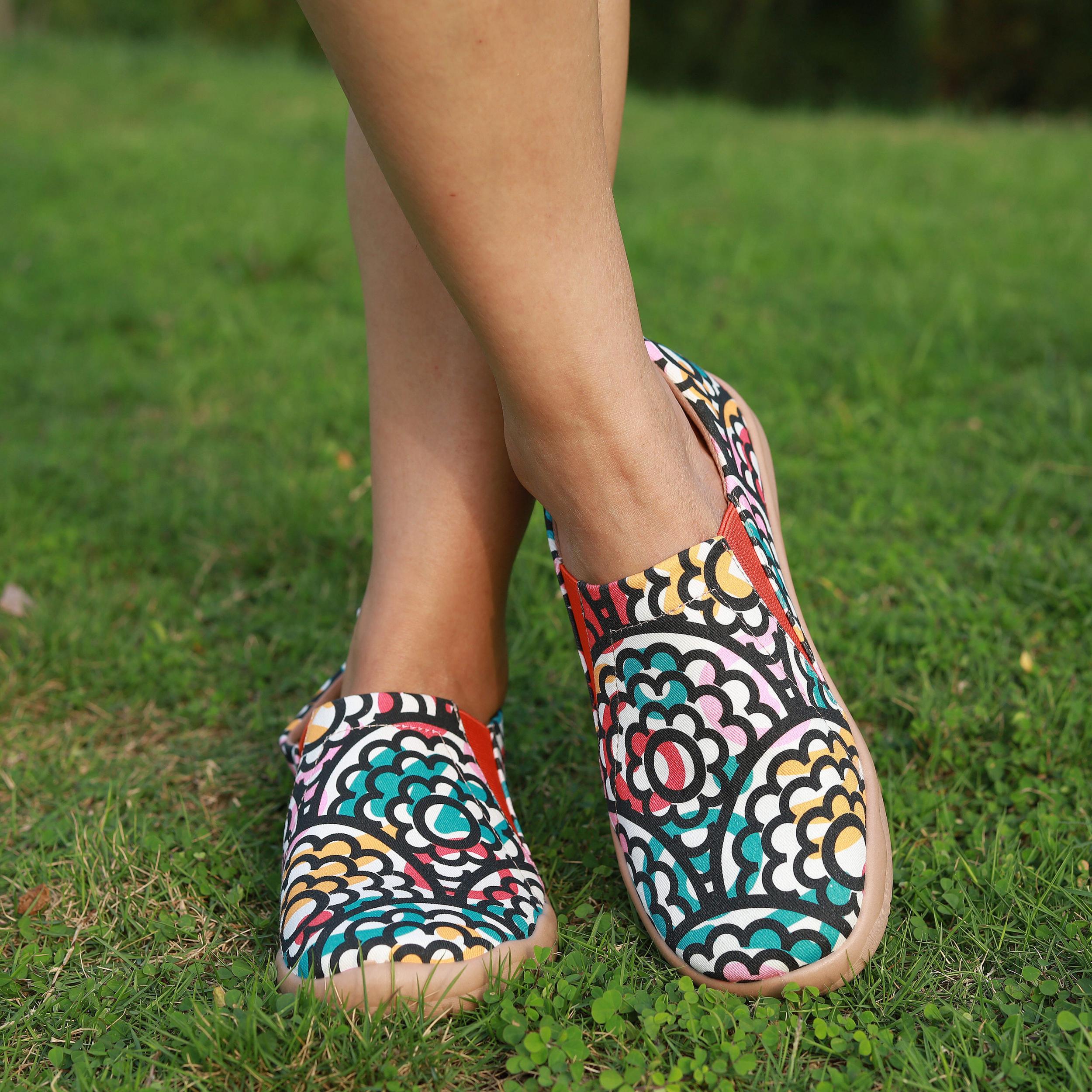 Floral Printed Slip On Canvas Shoes for Women