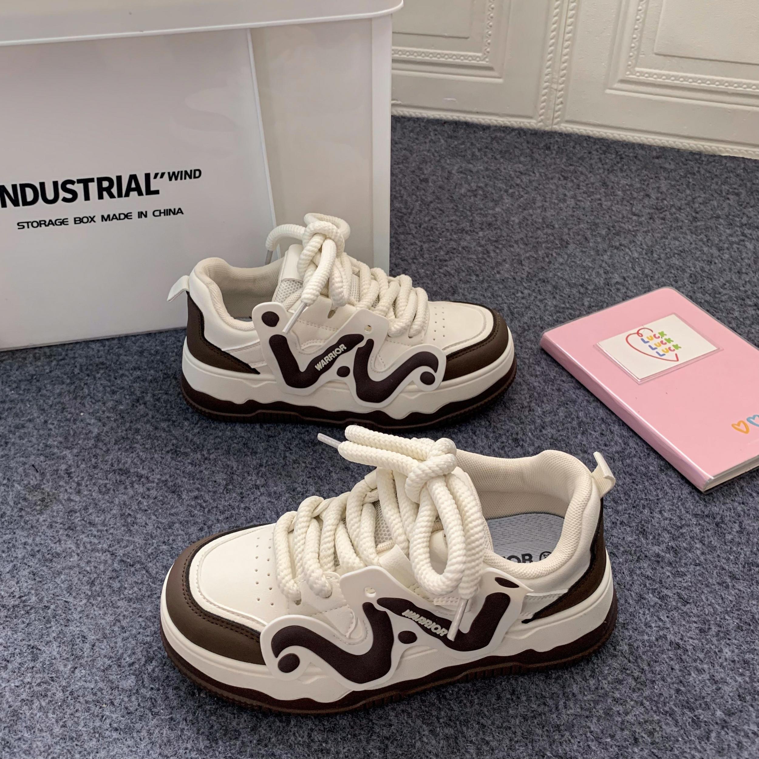 Women's Letter Lace up Skate Shoes Non slip Flatform Outdoor Sneakers