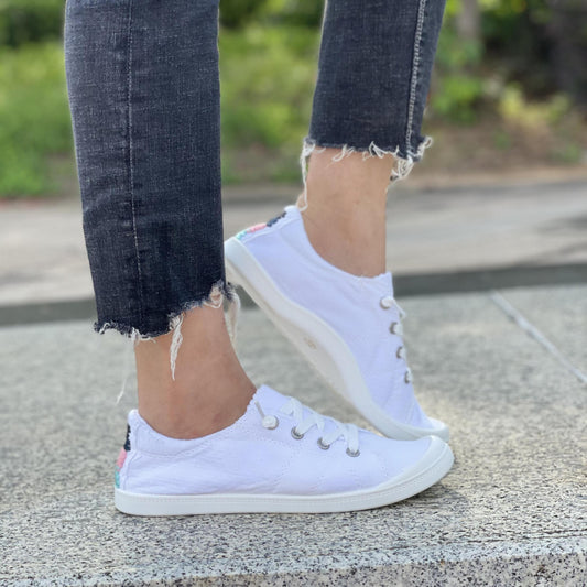 Women's Lace Up Canvas Sneakers Lightweight Casual Flat Shoes
