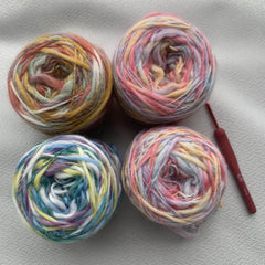 Hand-Woven 100m Dyed Wool Yarn Ball