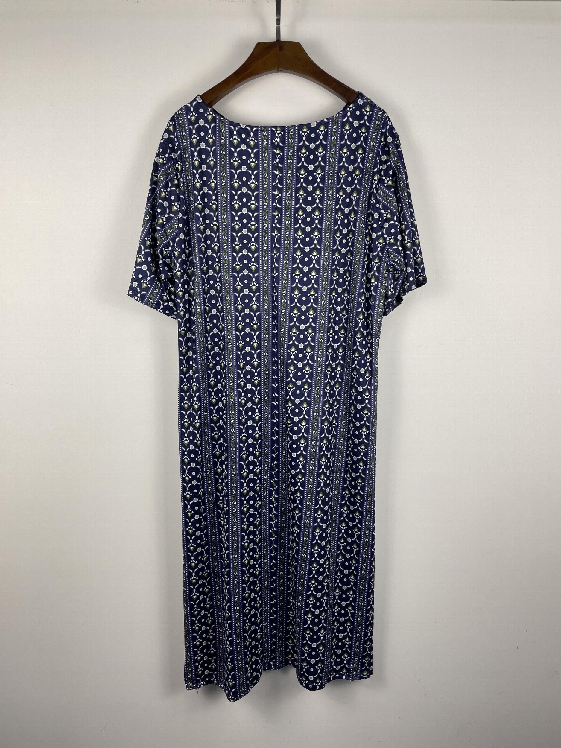 Floral Print Boho Plus Dress Short Sleeve Round Neck Pockets