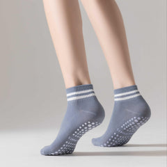 Professional Yoga Socks Non slip Grips Breathable Dance Training Socks