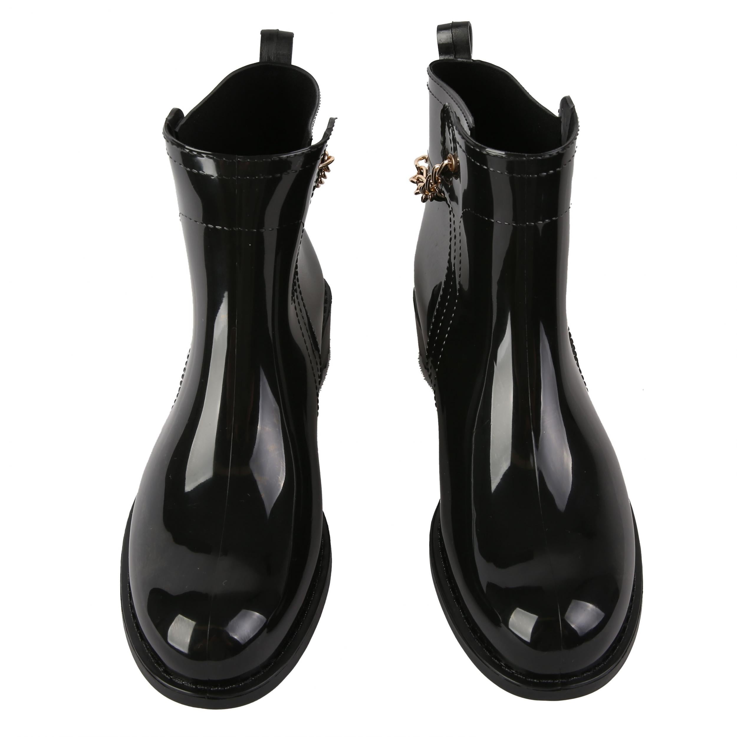 Metal Chain Decor PVC Round Toe Flat Waterproof Rain Boots