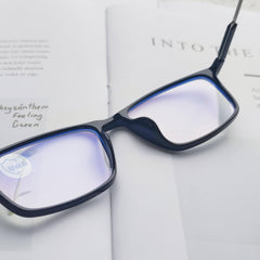 Men's Decorative Anti Light Reading Glasses with Pouch