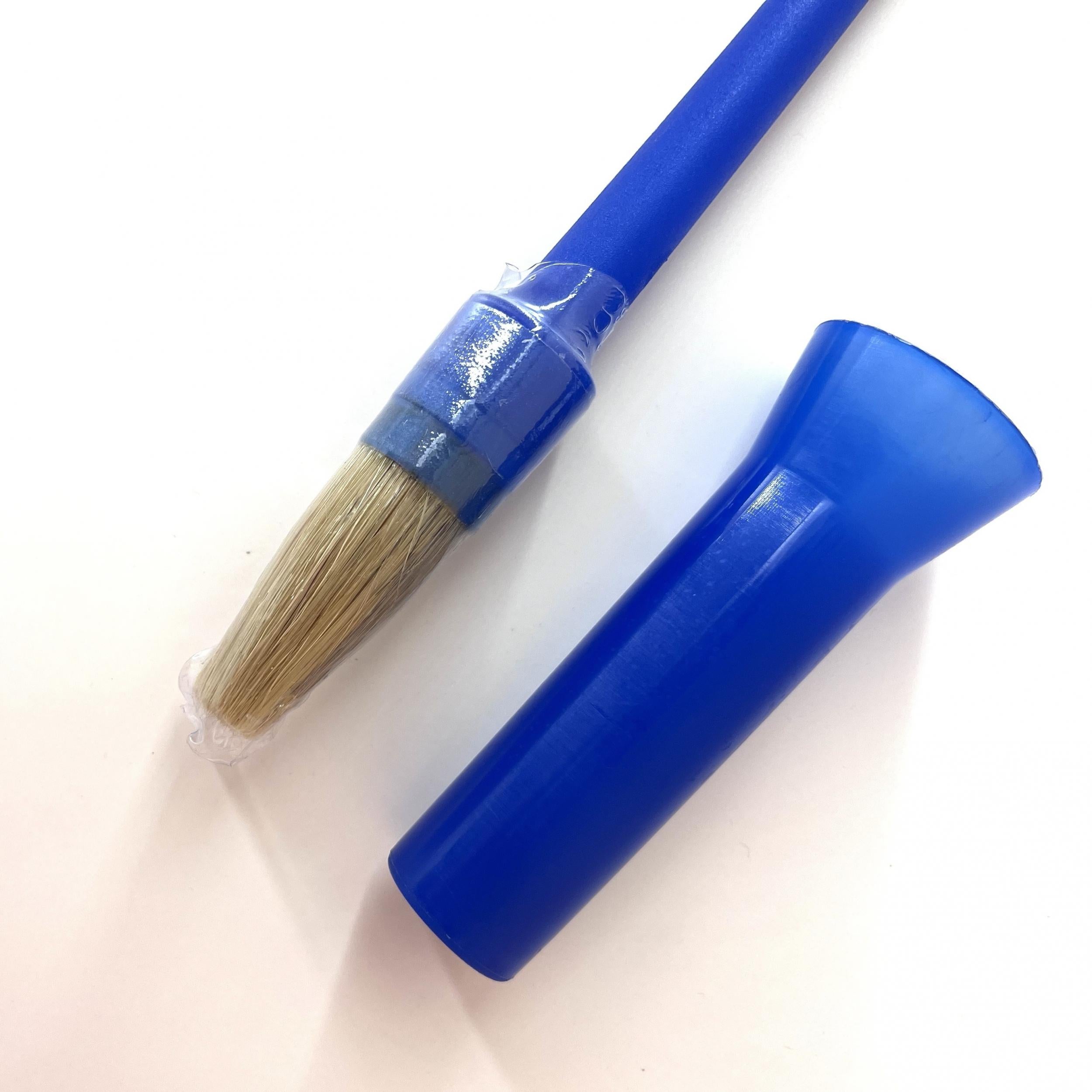 Portable Horse Hoof Brush with Cap