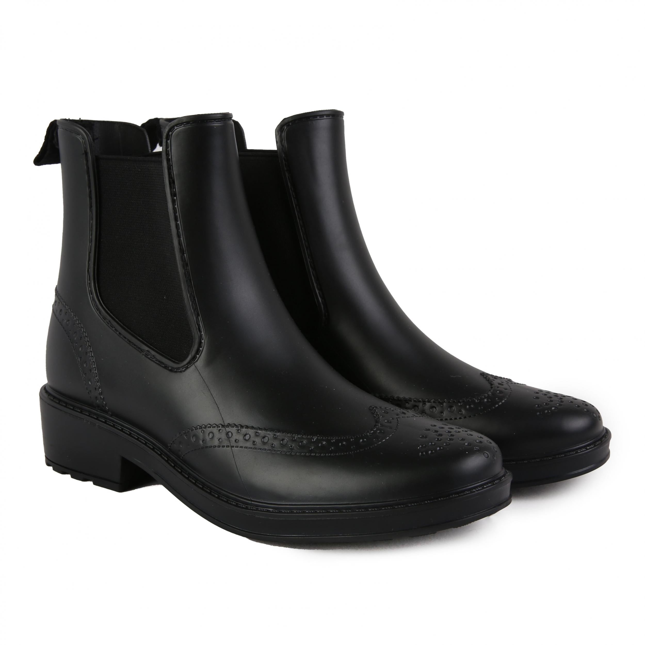 PVC Round Toe Flat Waterproof Rain Boots Comfortable Non Slip Rain Shoes
