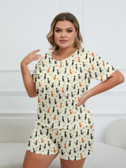 Cartoon Cat Print Tee & Shorts Pajama Set