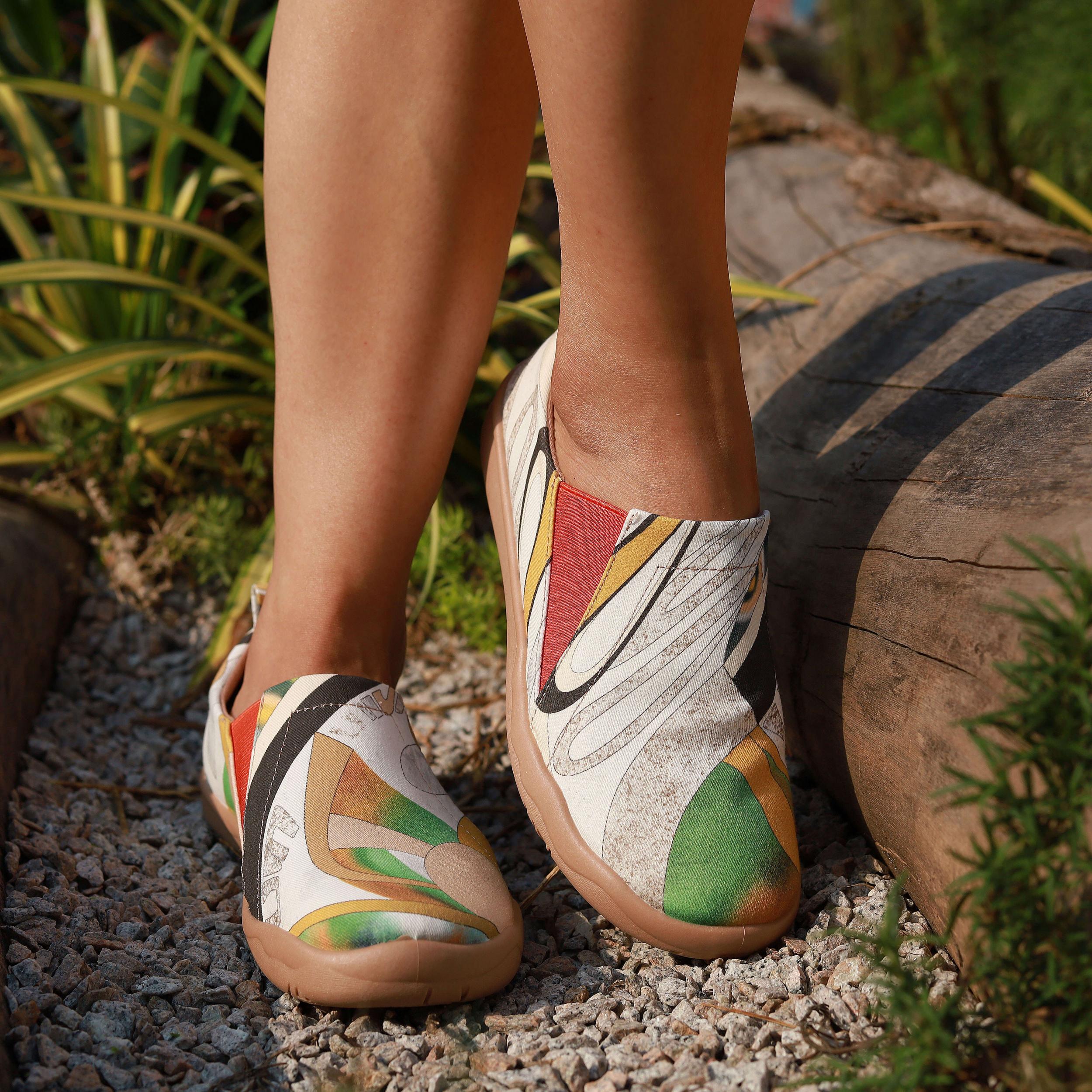Women's Geometric Printed Slip-On Canvas Shoes, Casual Flat Shoes