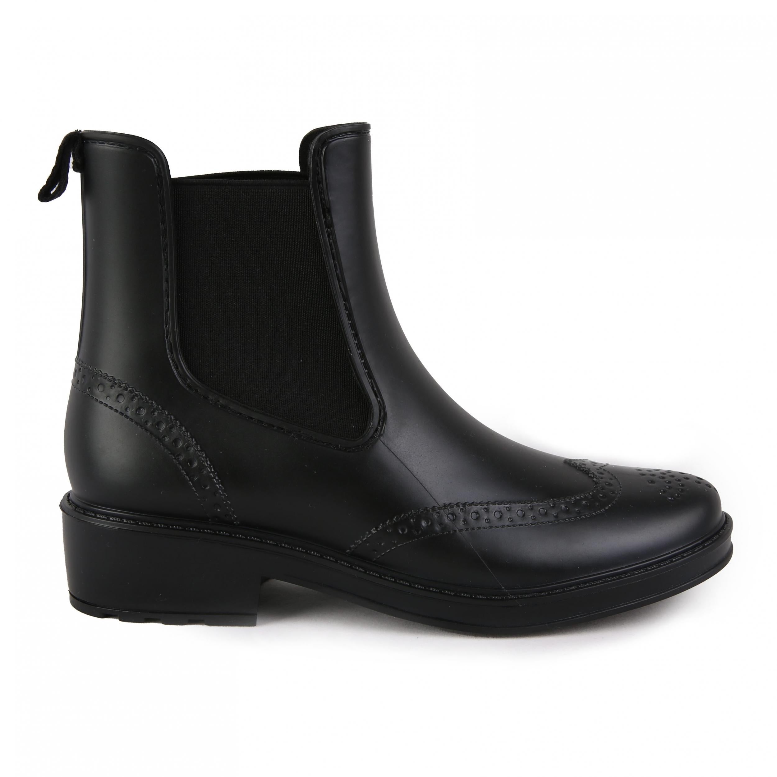 PVC Round Toe Flat Waterproof Rain Boots Comfortable Non Slip Rain Shoes