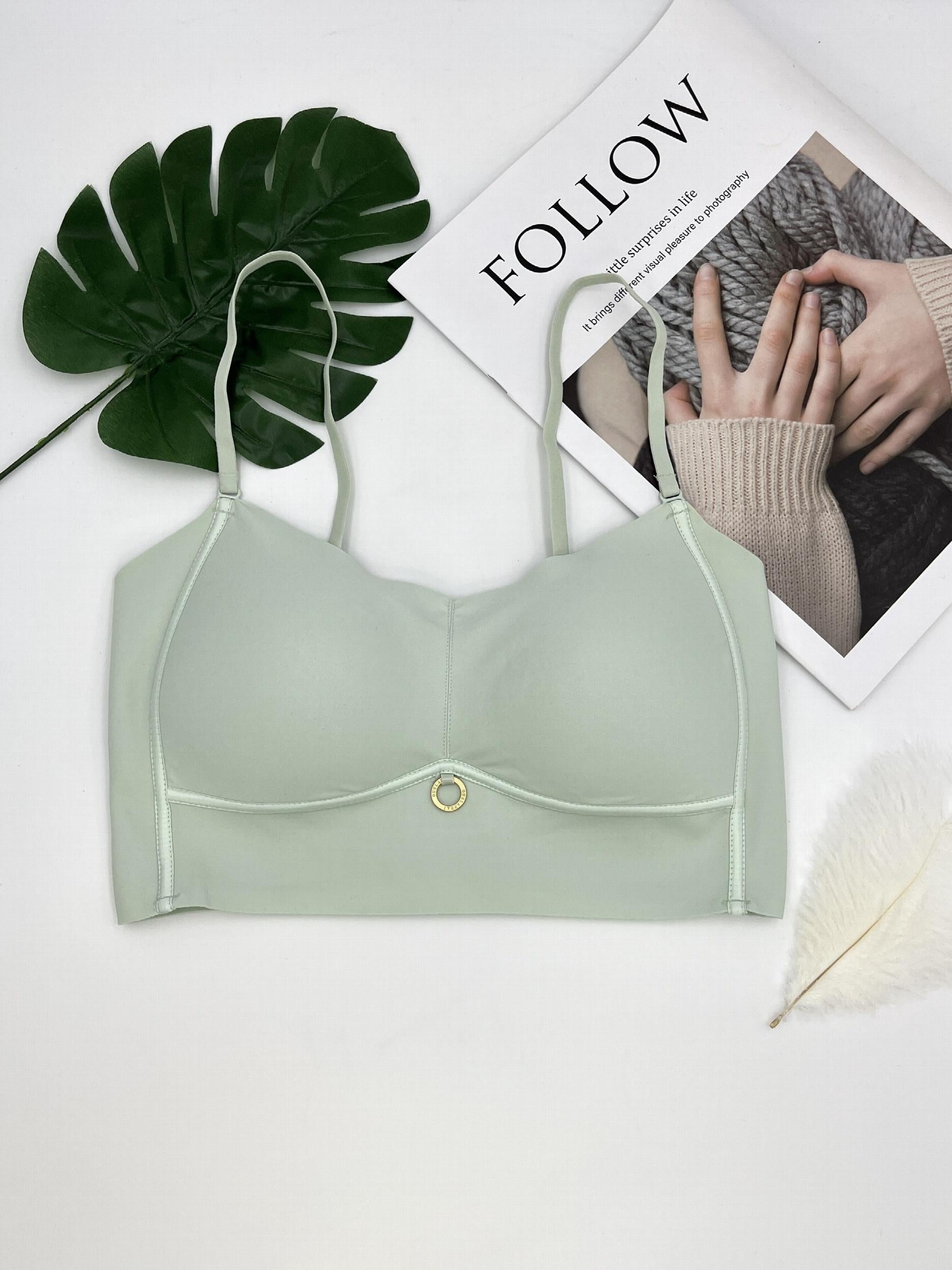 Wireless Lace Bra with Scallop Trim