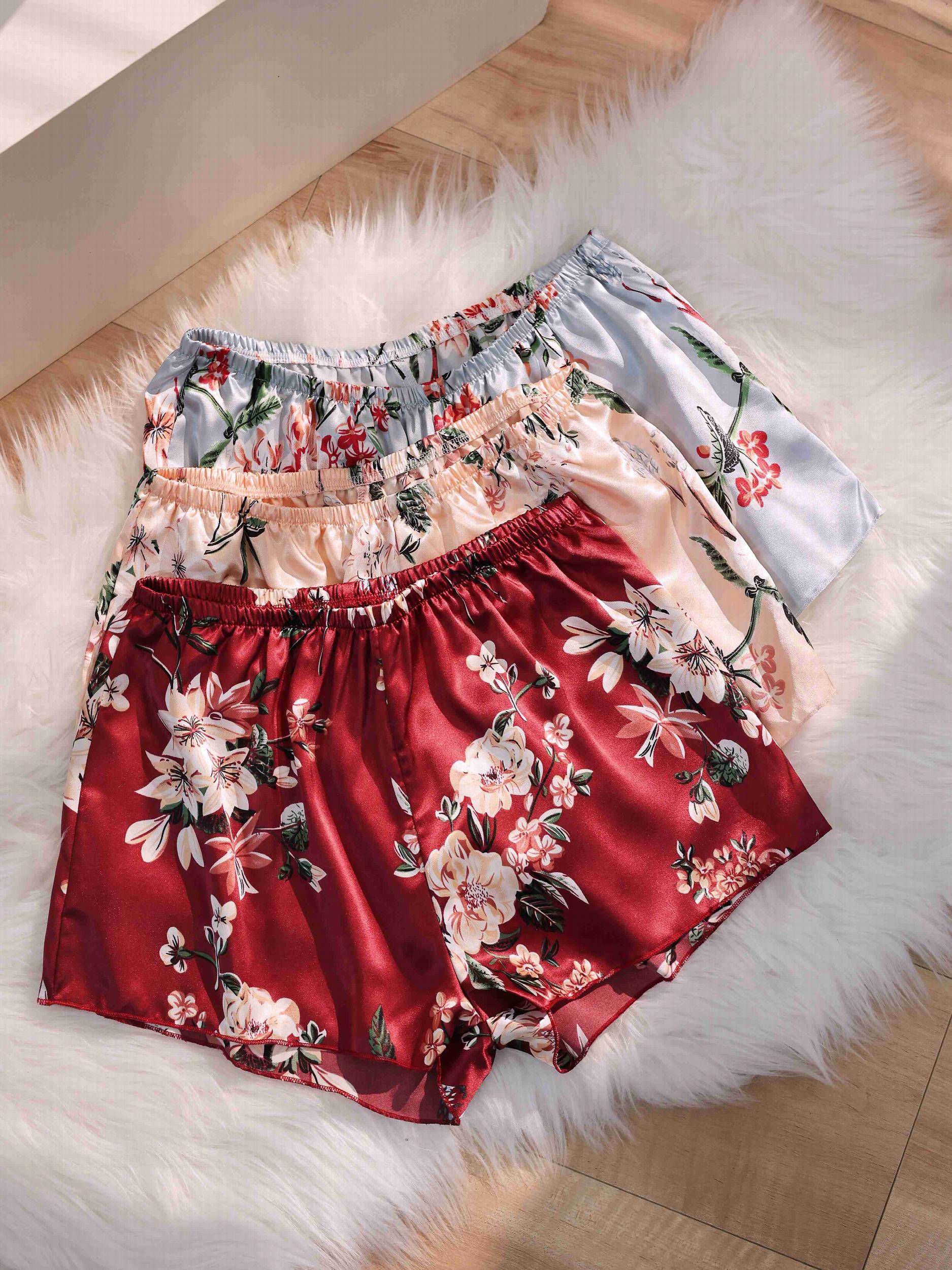 Floral Print Soft & Comfy Women's Pajama Shorts