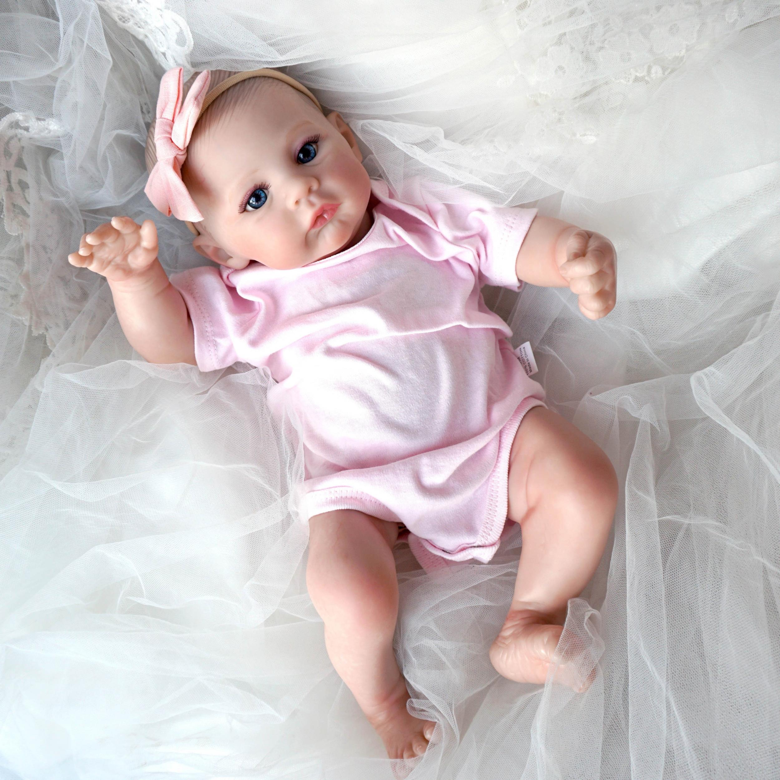 Realistic 3D Skin Reborn Baby Doll with Visible Veins, Lifelike Newborn Toy