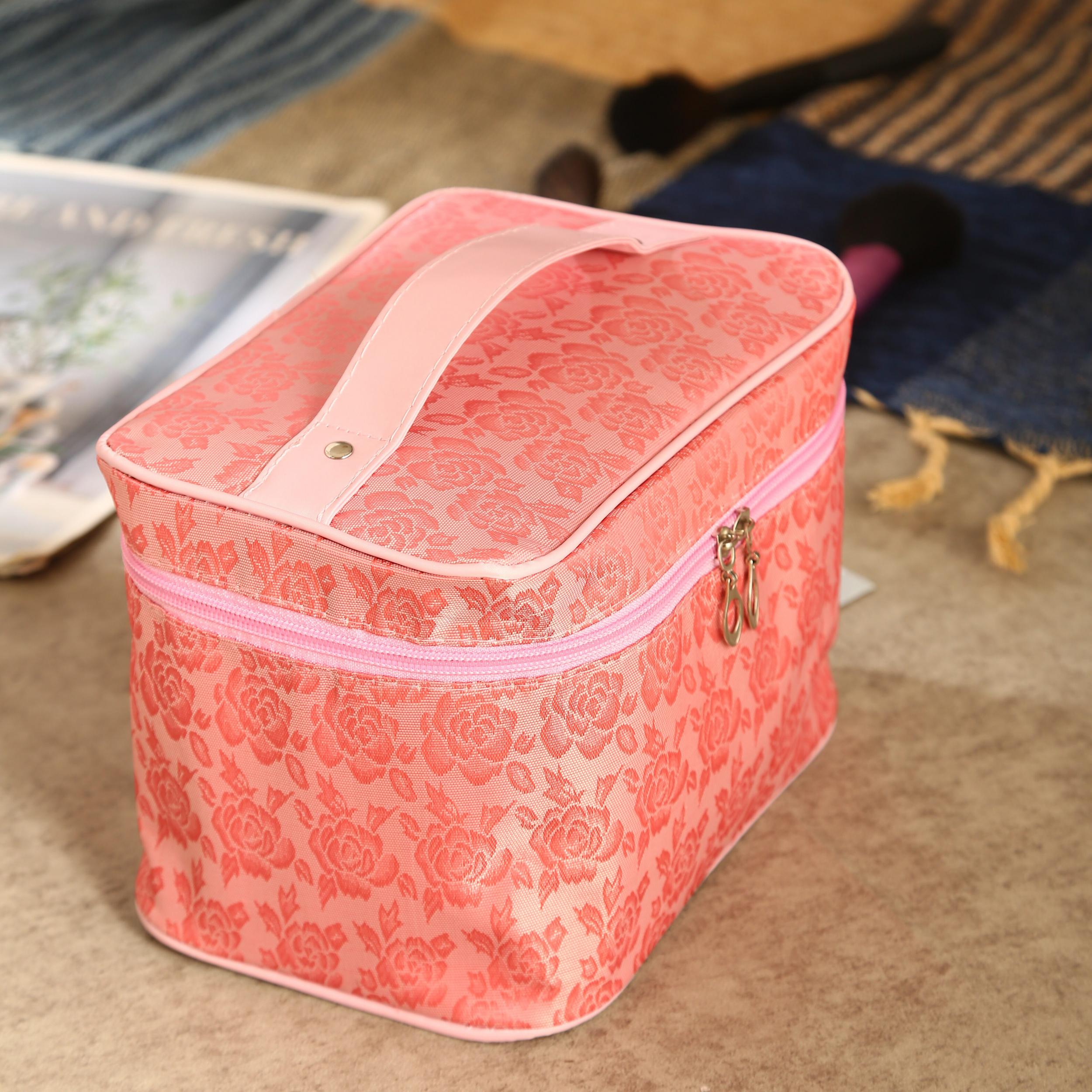 Large Capacity Travel Cosmetic Bag Waterproof Zipper Organizer