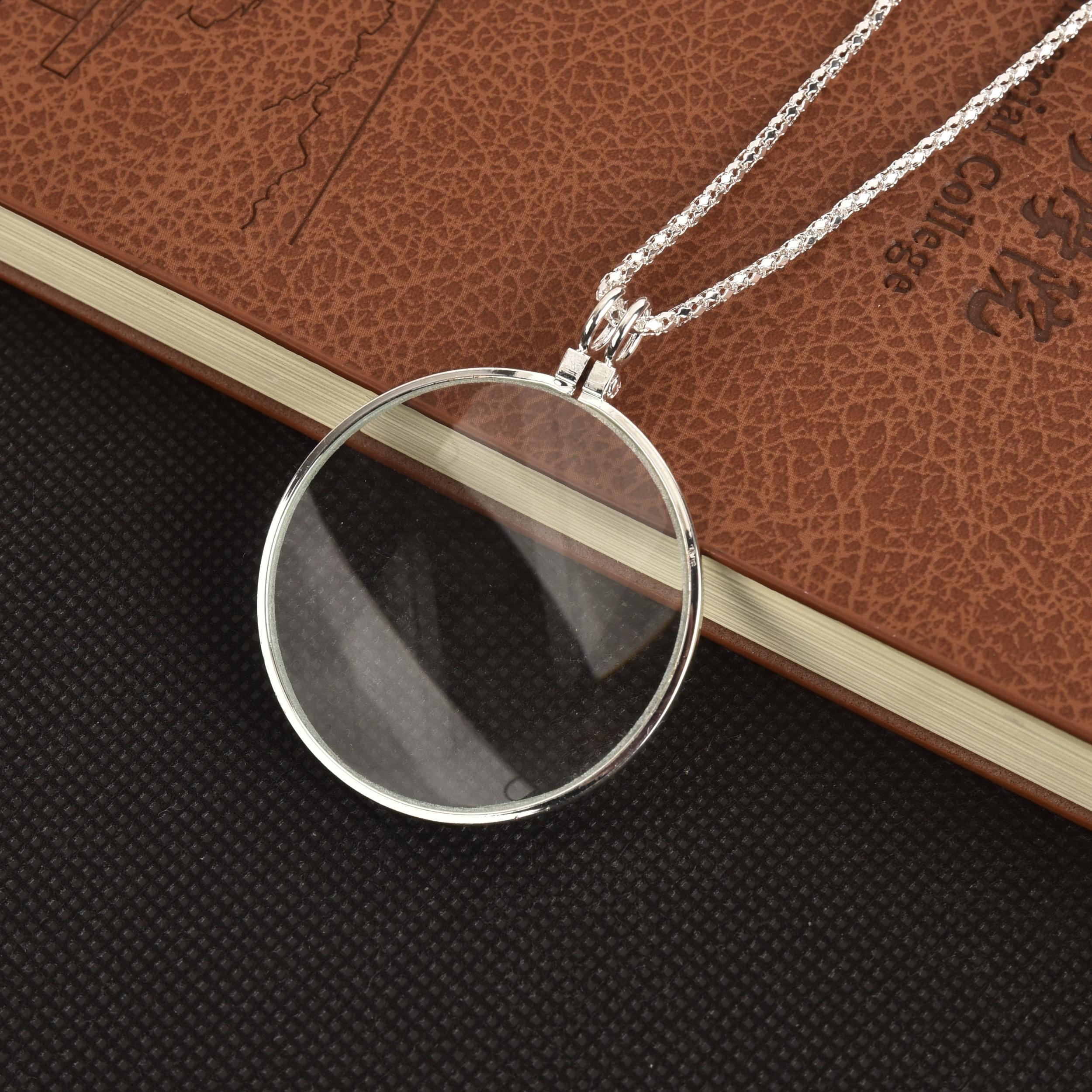 Stylish Hanging Magnifier Necklace for Reading, Gifting