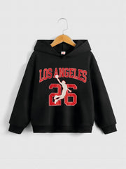 Boys Basketball Player Letter Print Hooded Sweatshirt