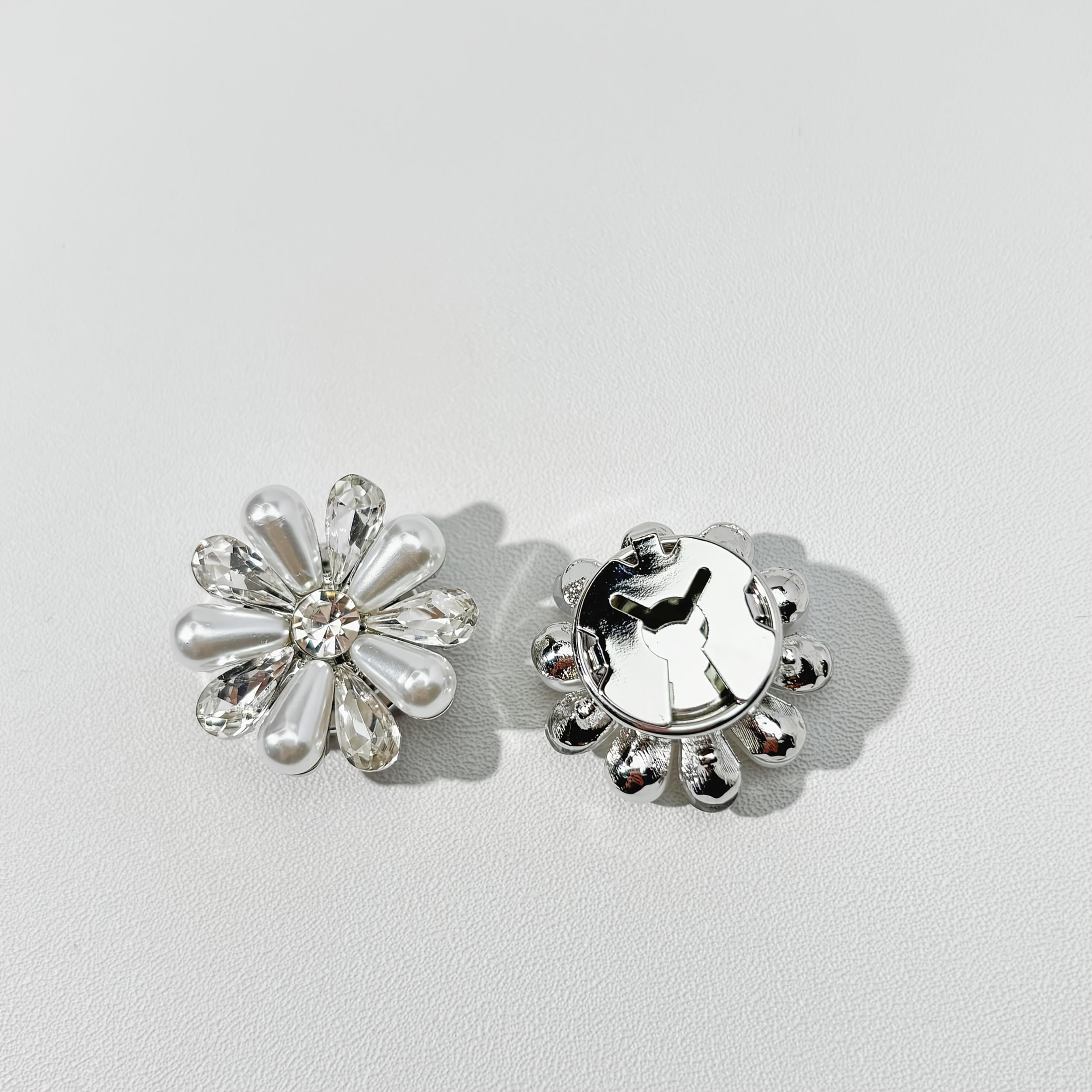 2pcs Rhinestone Button Covers - Easy Needleless Sewing - Instant Wear