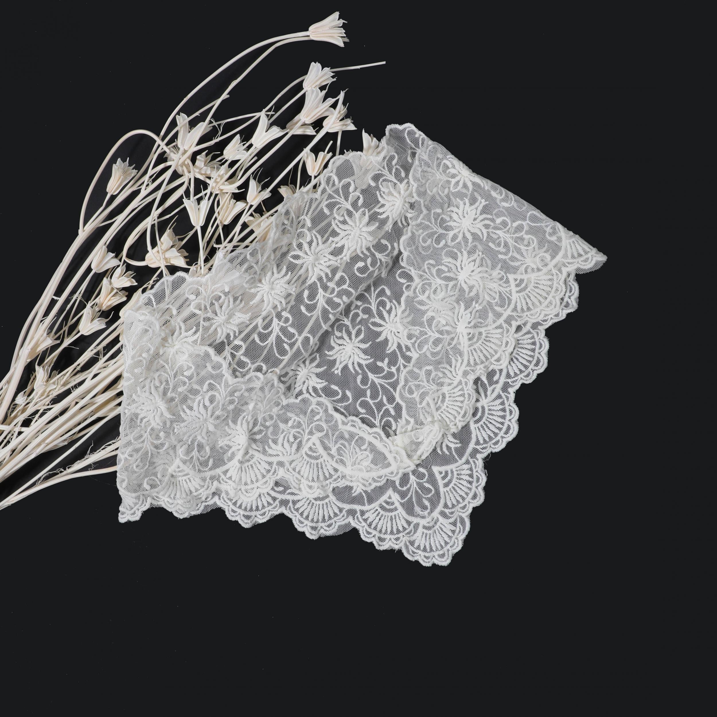Lace Mantilla Head Covering Embroidered Shawl Veil Triangle Scarf