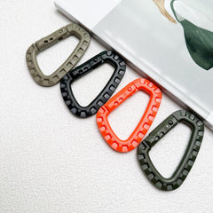 4pcs Lightweight D Shaped Keychain Buckle for Camping Hiking