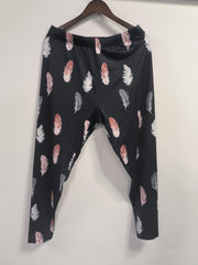 Feather Print High Rise Leggings