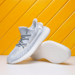 Men's Lace up Sneakers Athletic Shoes Lightweight and Breathable