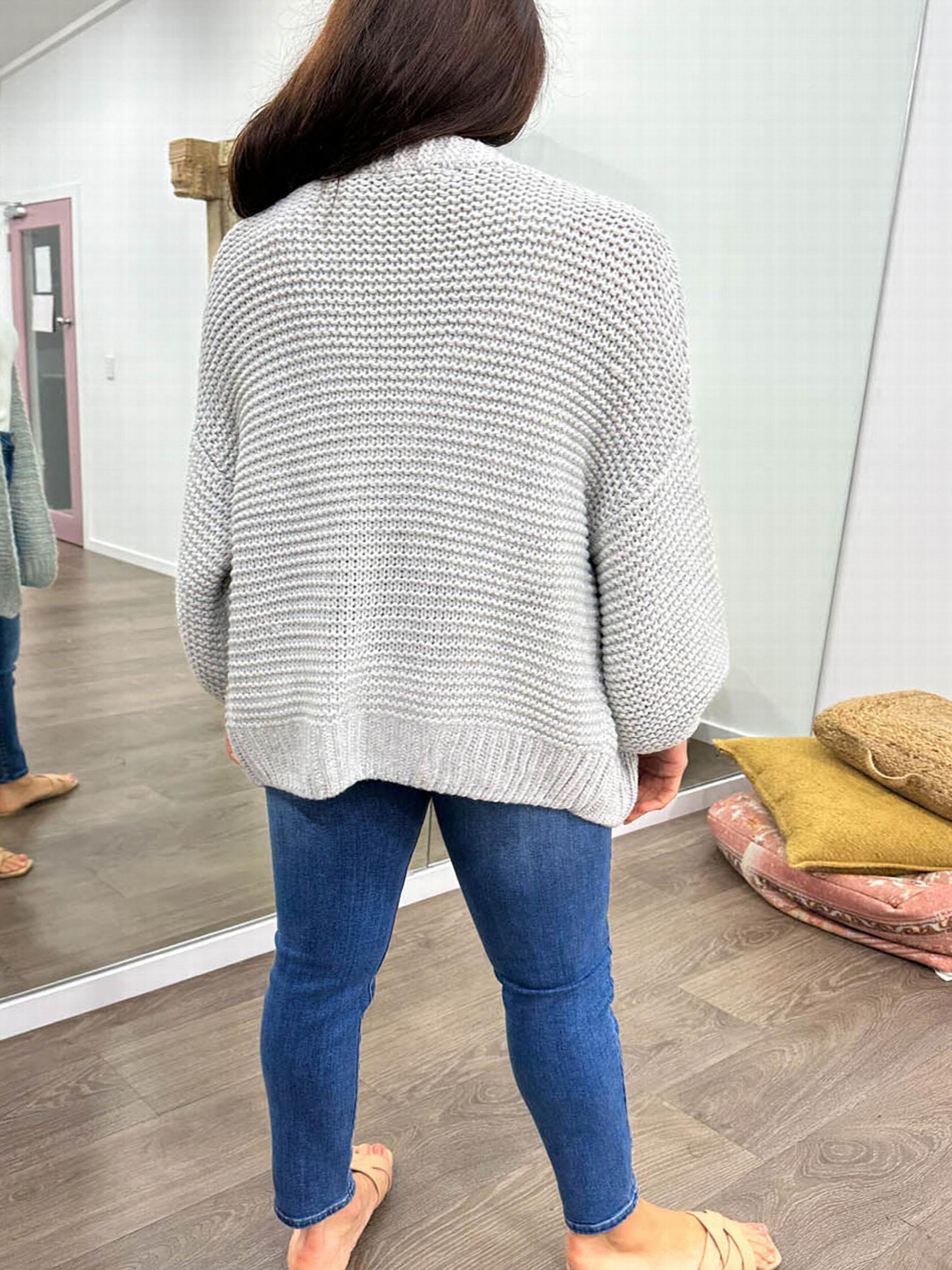 Solid Cable Lantern Sleeve Cardigan
