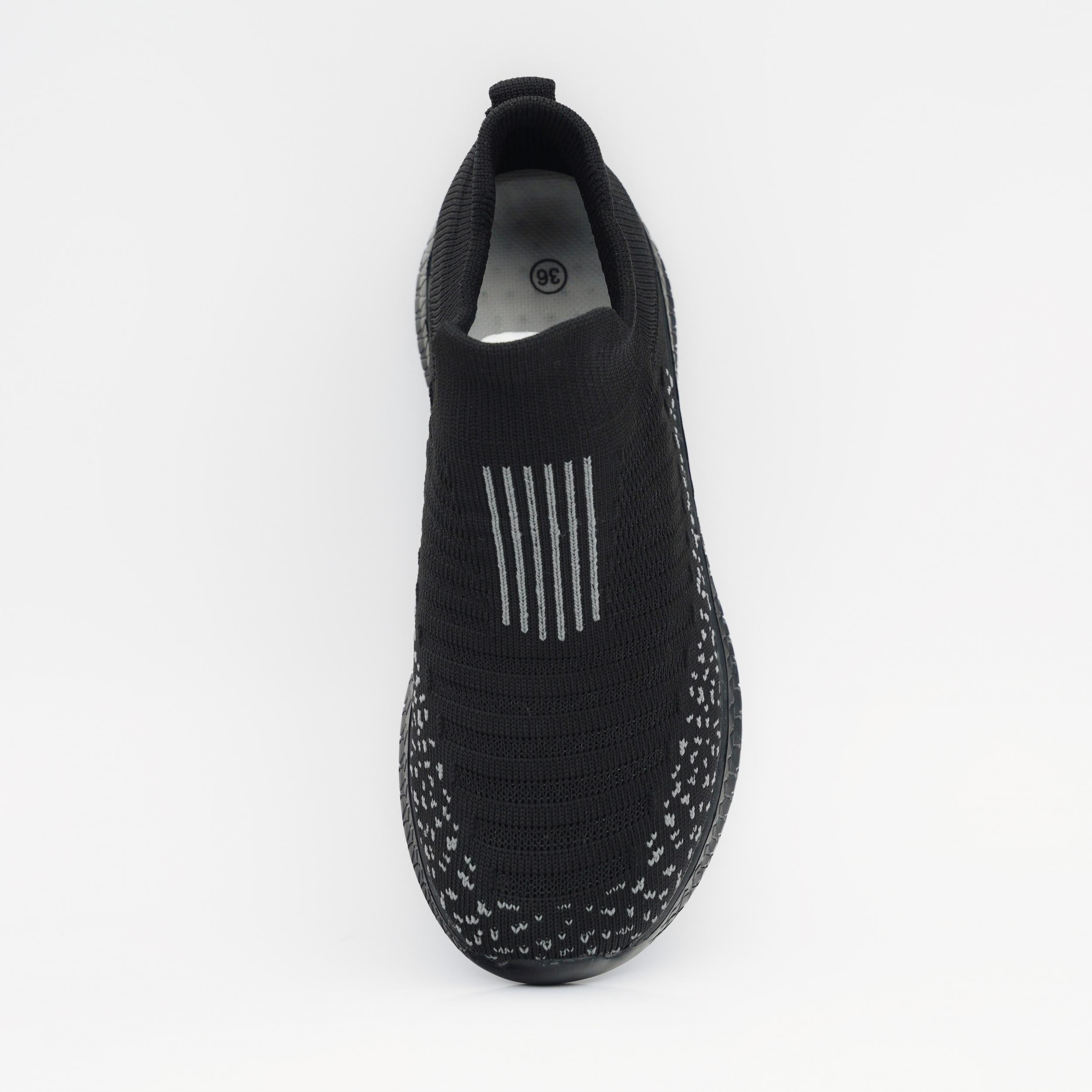 Women's Soft Sole Outdoor Running Shoes Slip-On Sports Sneakers