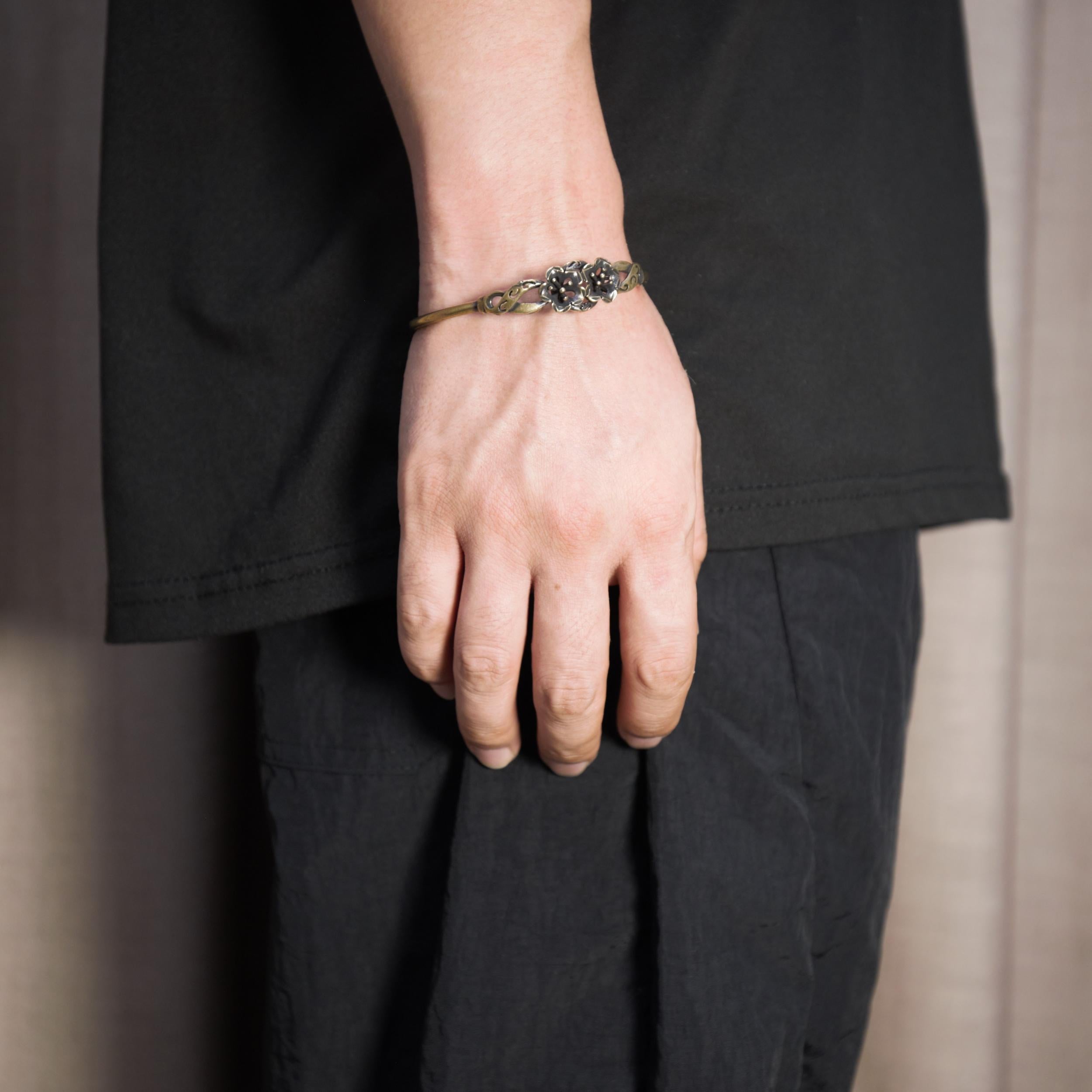 Vintage Brass 3D Flower Bracelet Retro Copper Adjustable Bracelet Gift