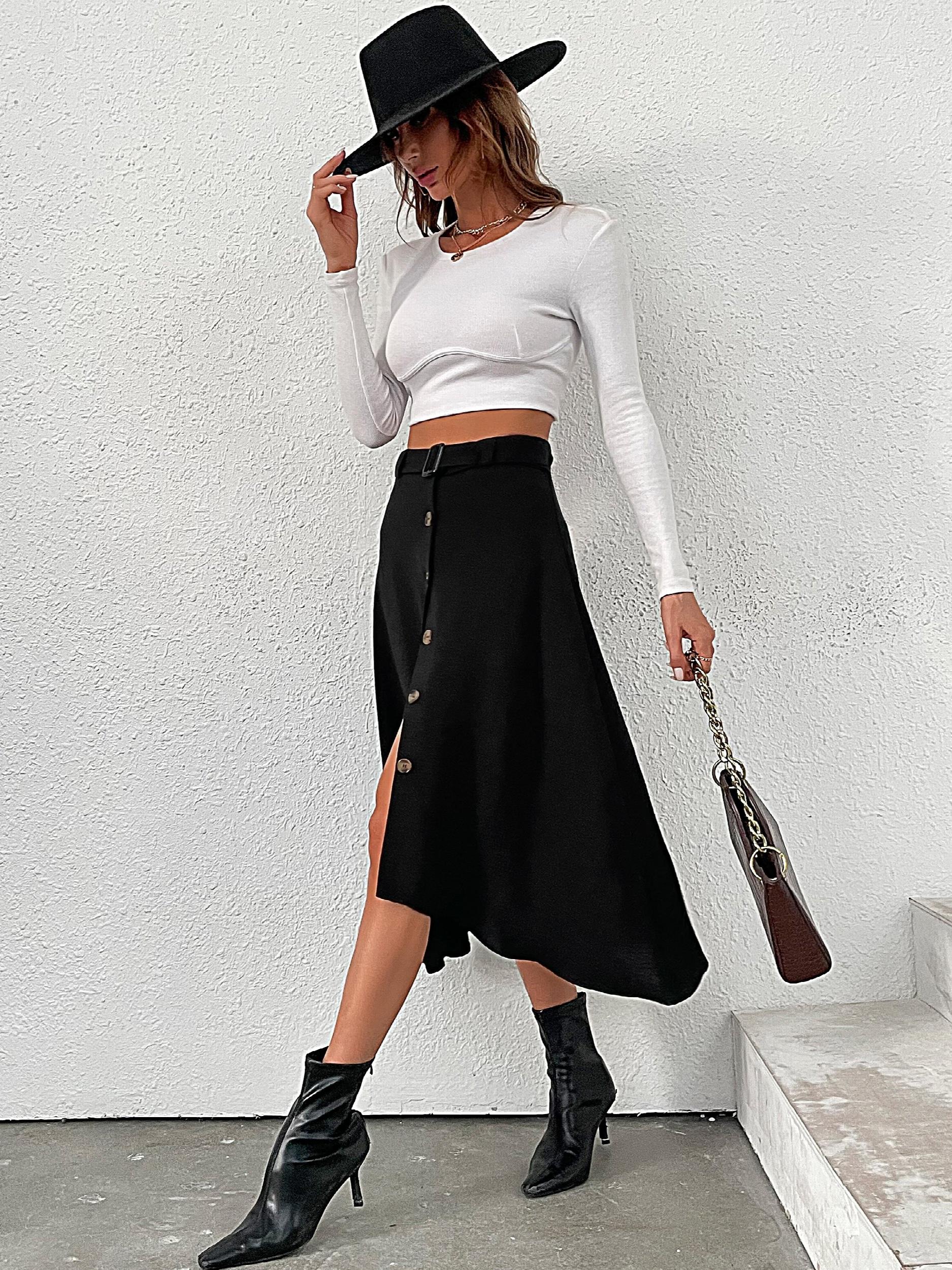 Women's Button Front Belted Skirt