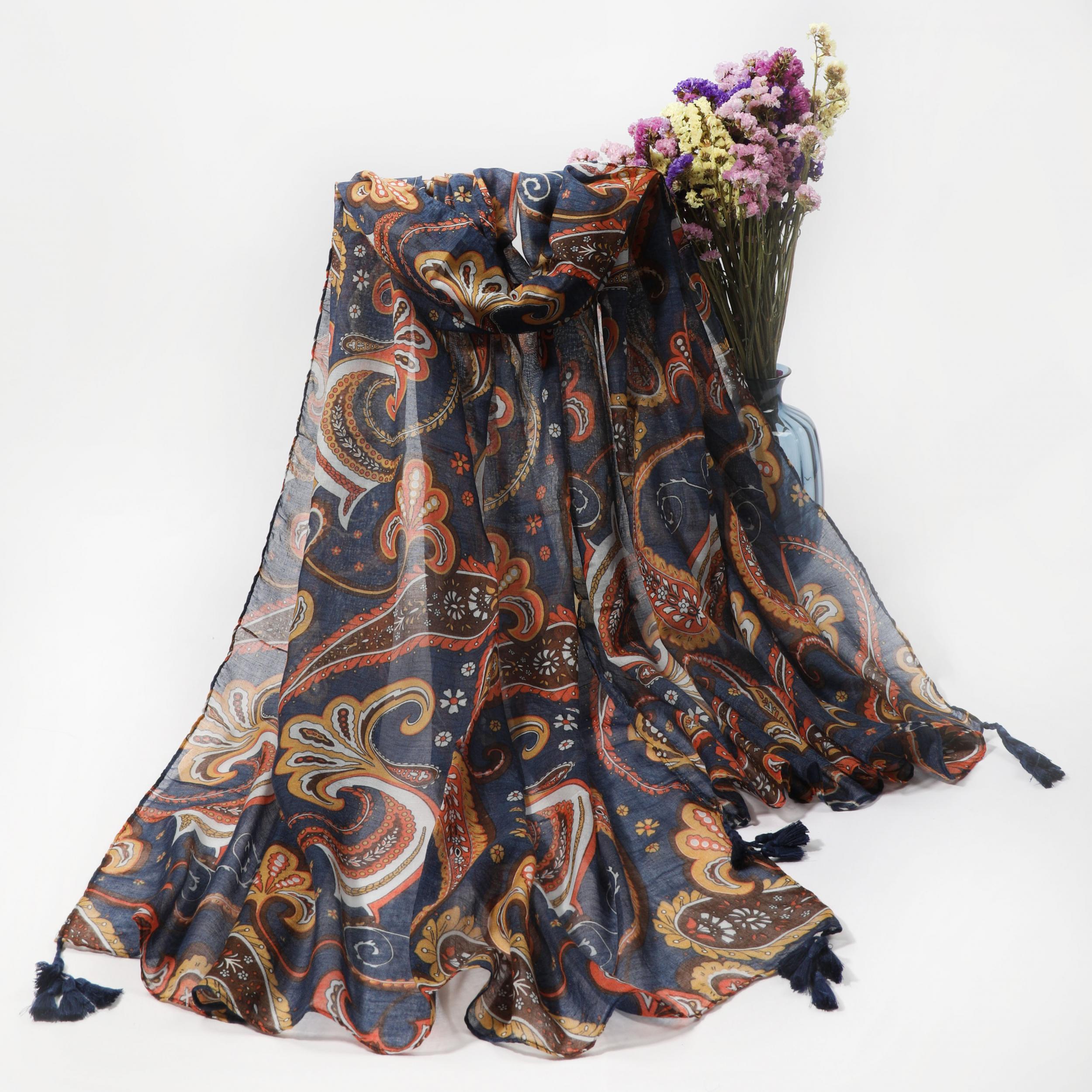 Men's Cashew Pattern Scarf for Outdoor