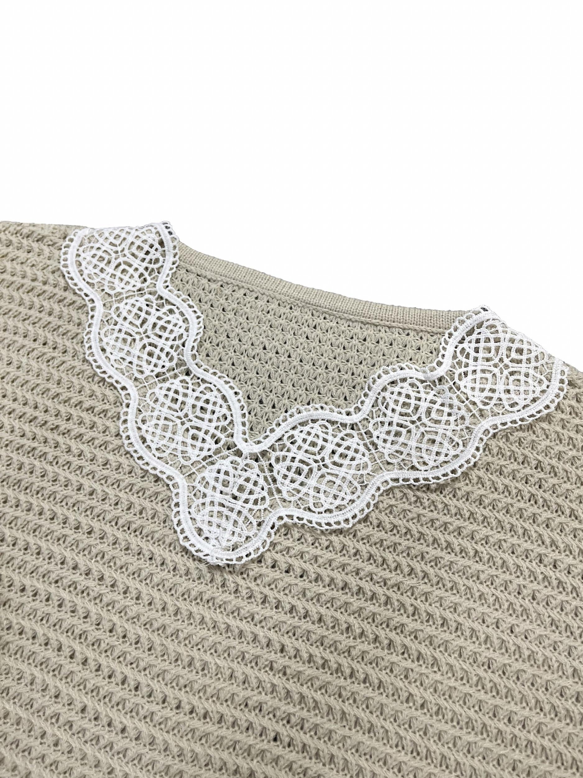 V Neck Lace Sleeve Sweater