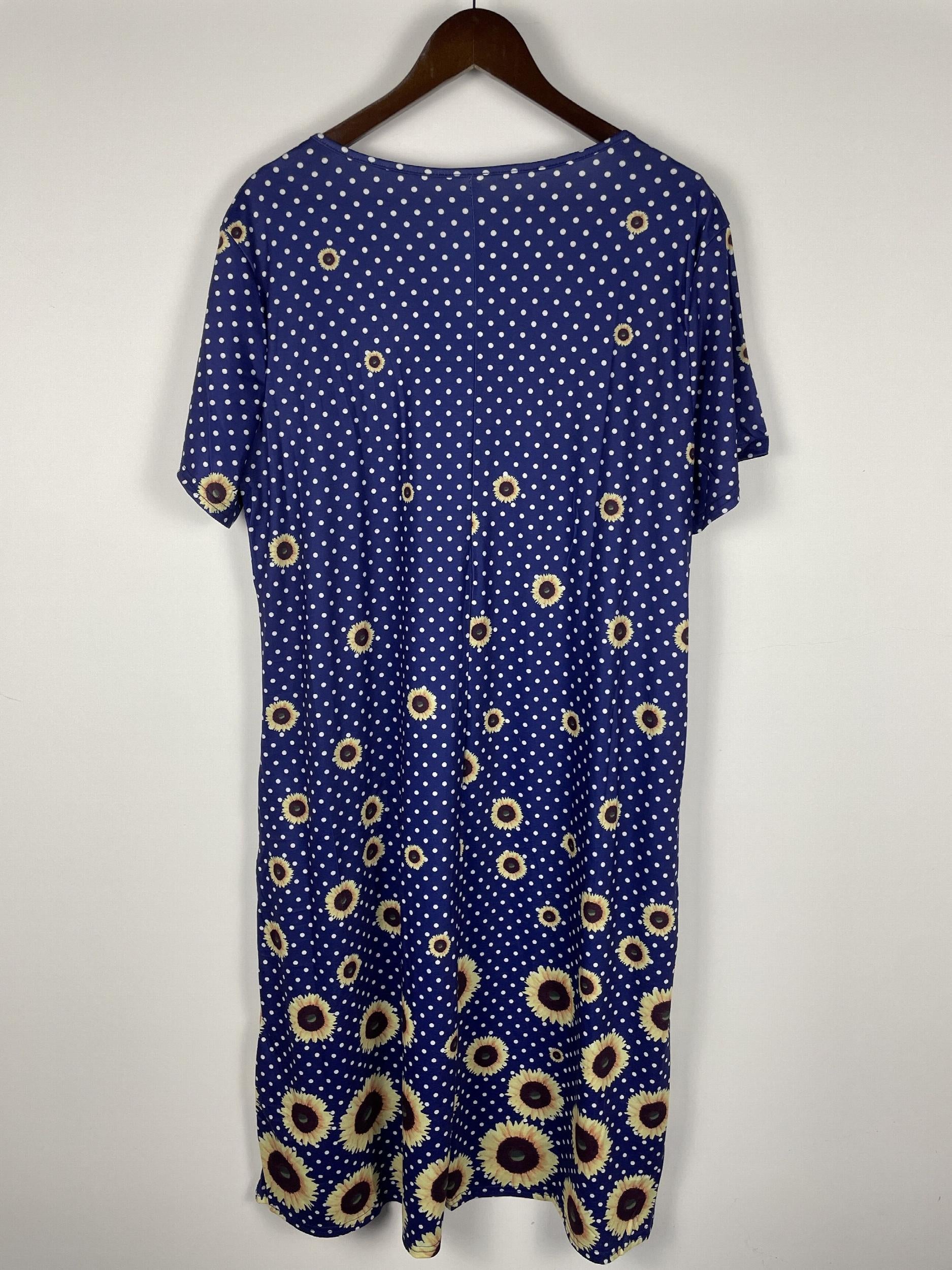 Women's Plus Sunflower & Dot Print Short Sleeve Tee Dress