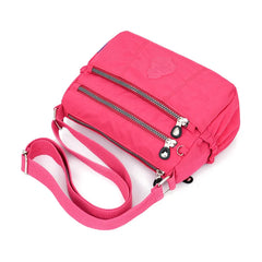 Waterproof Cloth Hot Handbag Big Capacity Crossbody Bag for Women