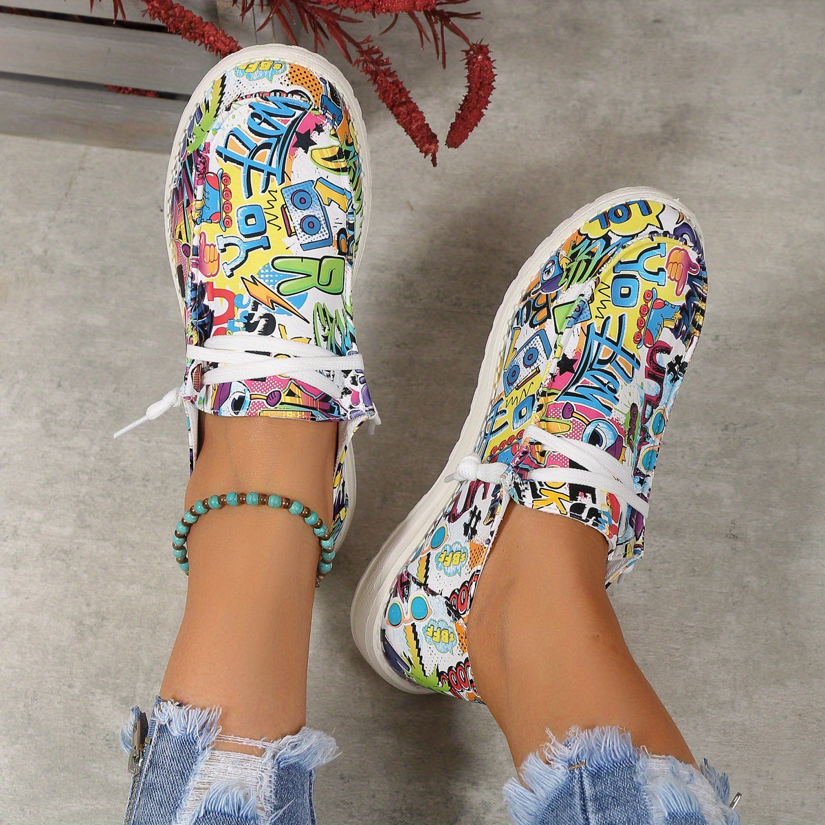 Women's Colorful Graffiti Pattern Low Lace Up Canvas Shoes