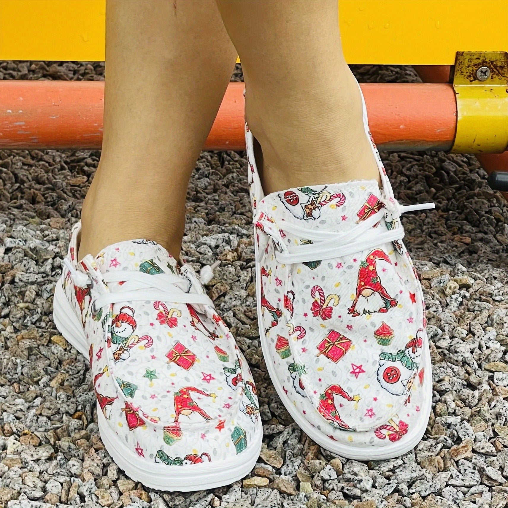 Women's Christmas Santa Claus Lace Up Canvas Shoes