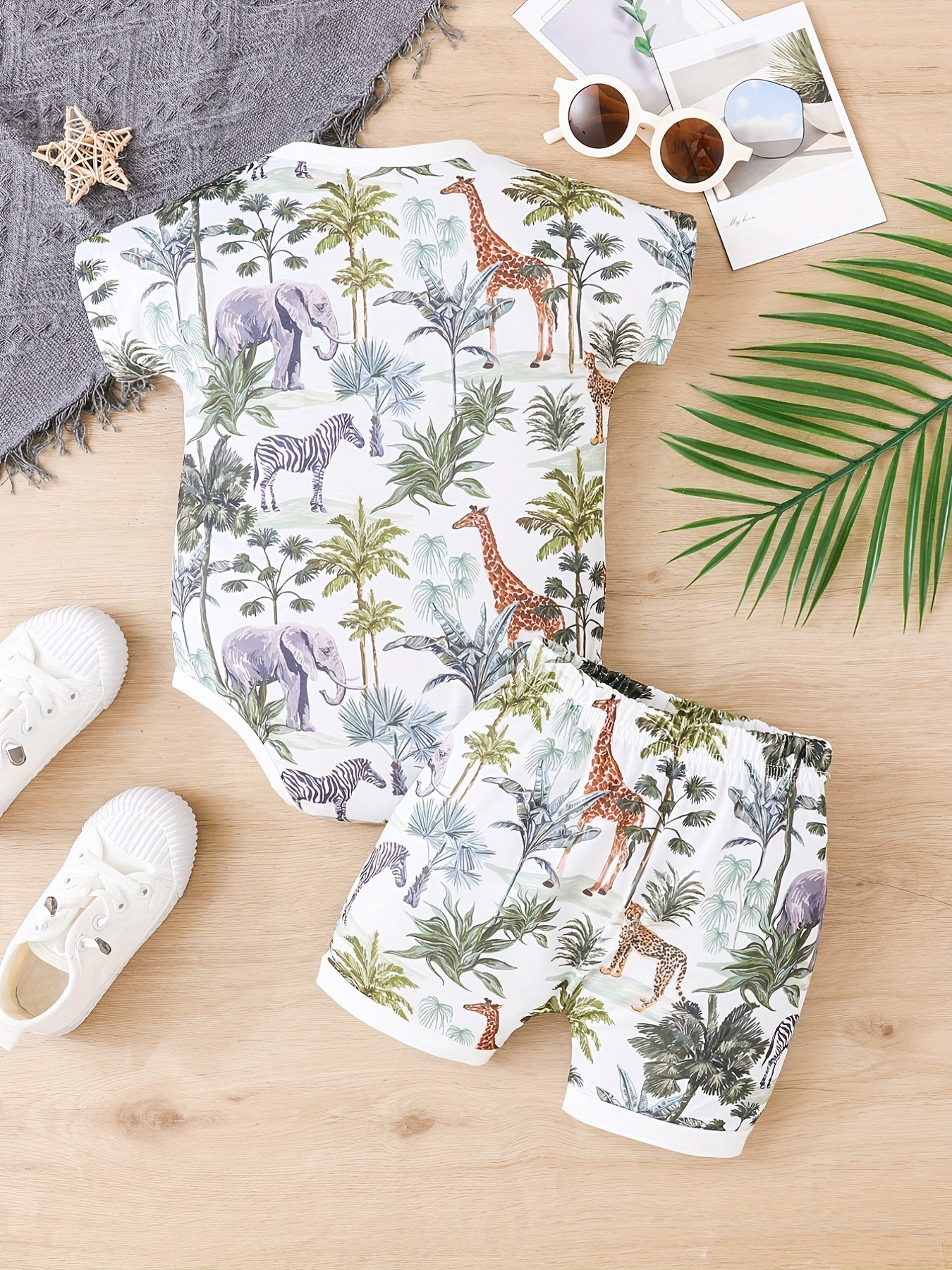2pcs Baby Boys Animal Print Onesie & Shorts Set
