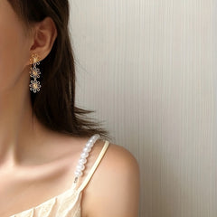 Vintage Daisy Tassel Earrings for Women