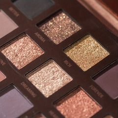 18 Colors Glitter Matte Eyeshadow Palette