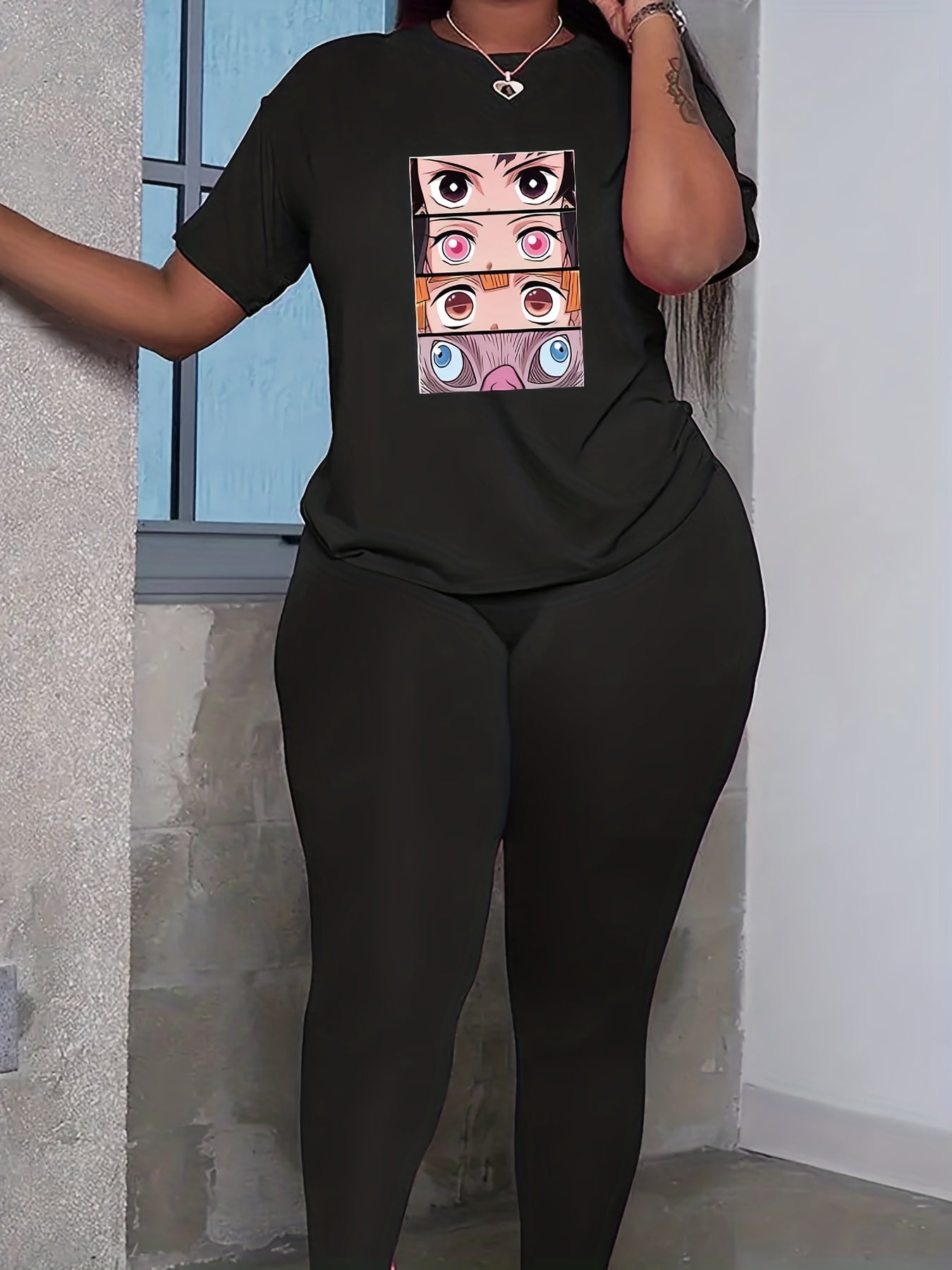Women's Plus Eye Print Tee & Leggings Set