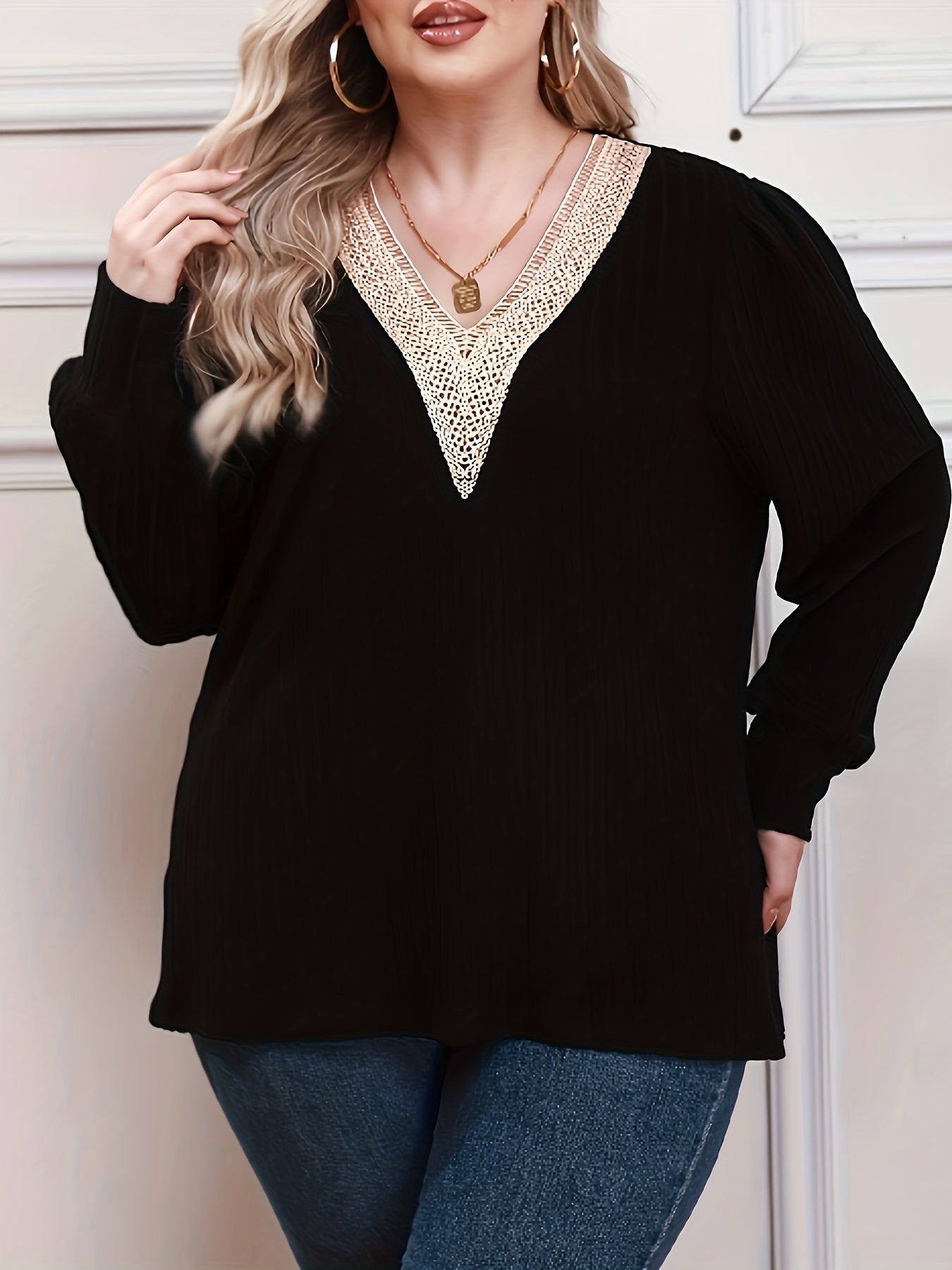  Colorblock Lace Long Sleeve V Neck Sweater