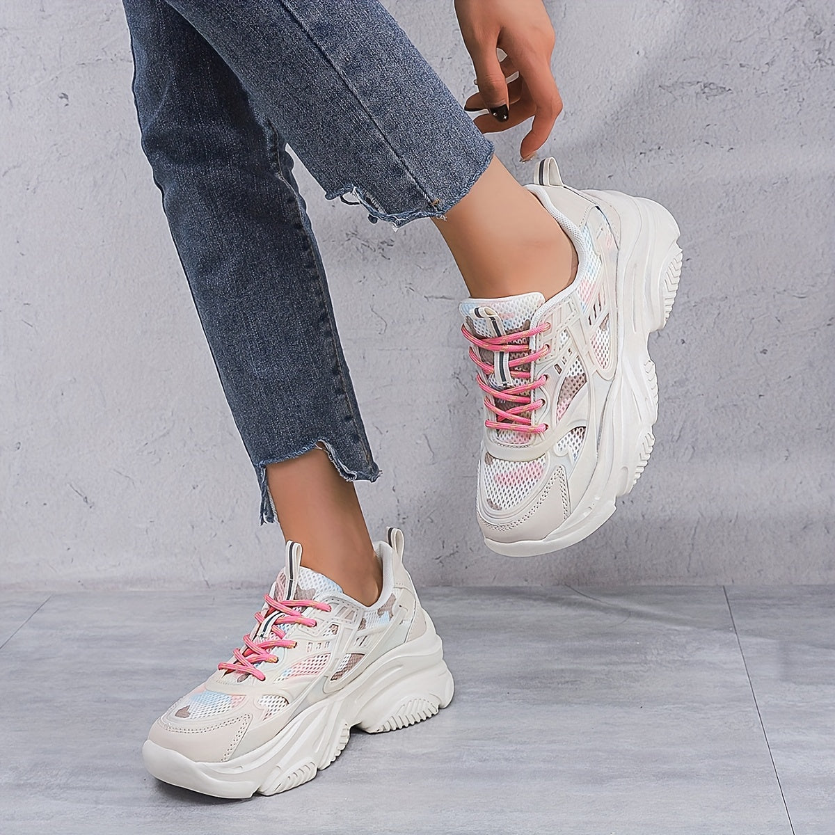 Thick Bottom Shock Absorption Dad Shoes Breathable Lightweight
