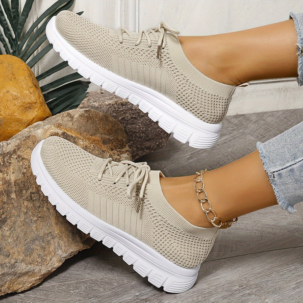 Women's Mesh Breathable Running Shoes Soft Comfortable Non Slip Outdoor Sneakers