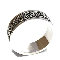 Celtic Knot Minimalist Ring